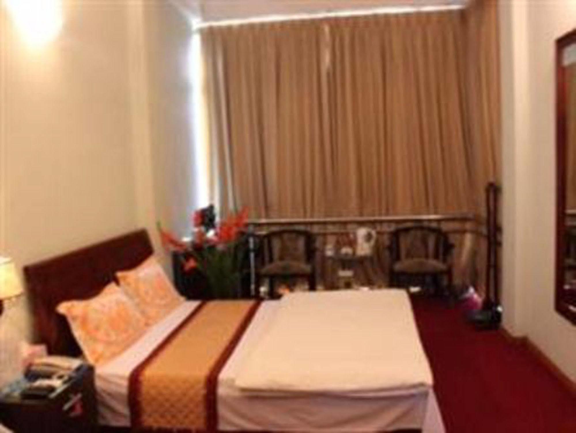 A25 Hotel - 12 Lien Tri Hanoi Eksteriør bilde